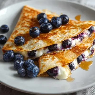 Blueberry Breakfast Quesadilla: Quick & Easy