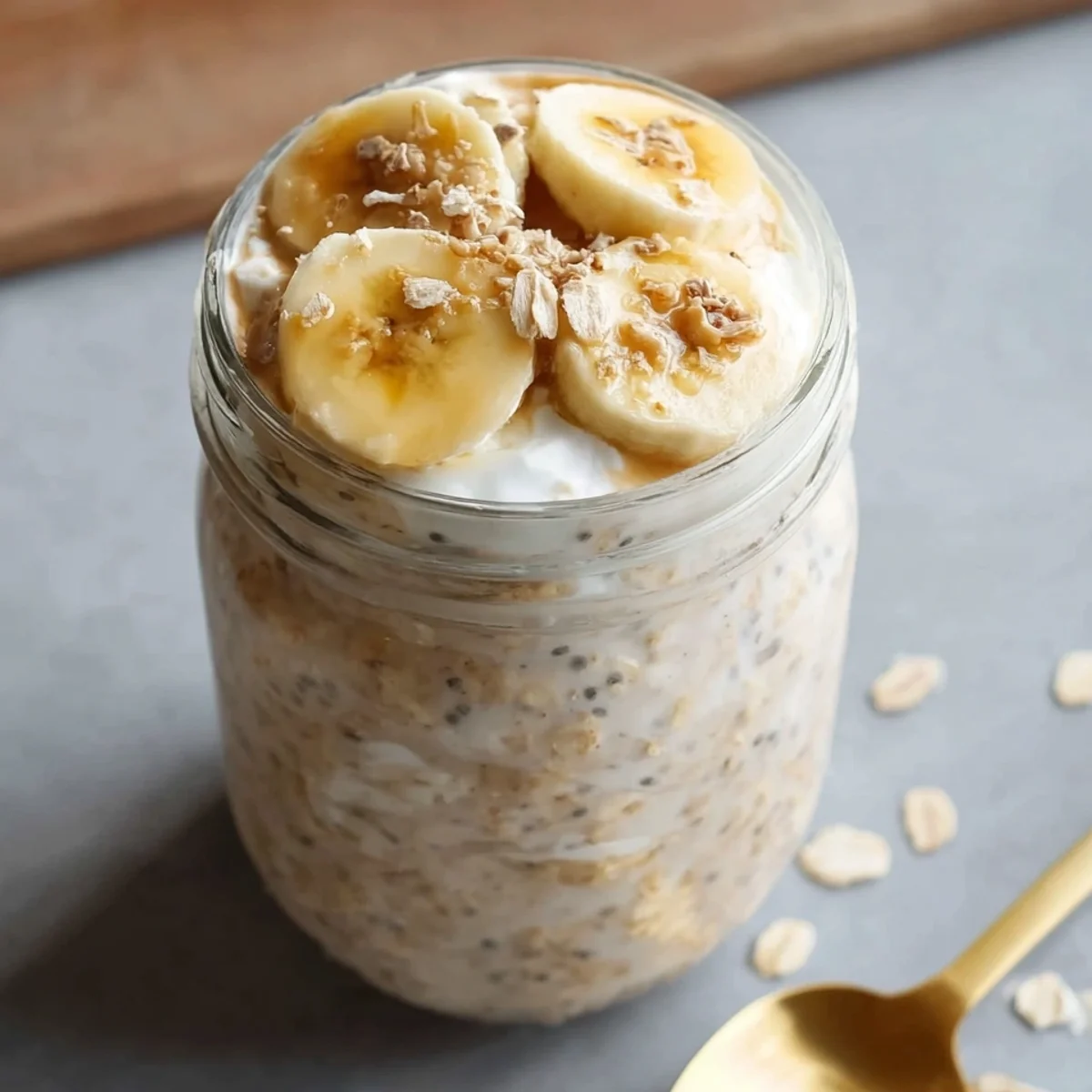High Protein Banana Cream Pie Overnight Oats